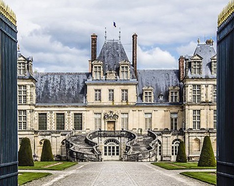 CHATEAU DE FONTAINEBLEAU